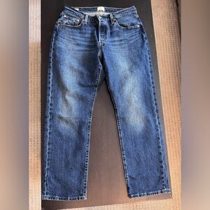 Women’s great condition Levi’s 501 Curve Denim Jeans